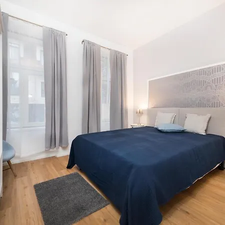 Apartma Cozy *